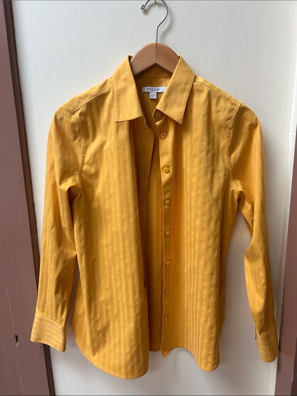Chicos Button Down - Picture 2 of 4